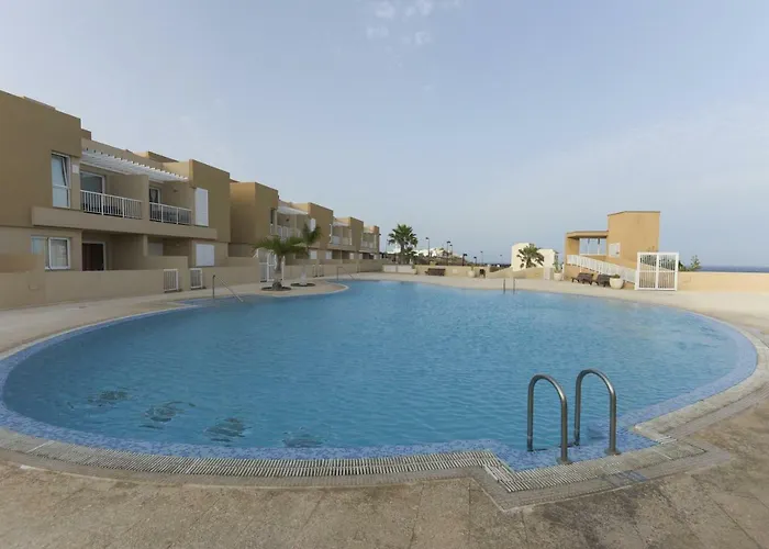 En Residencial Cary 2. Lägenhet *